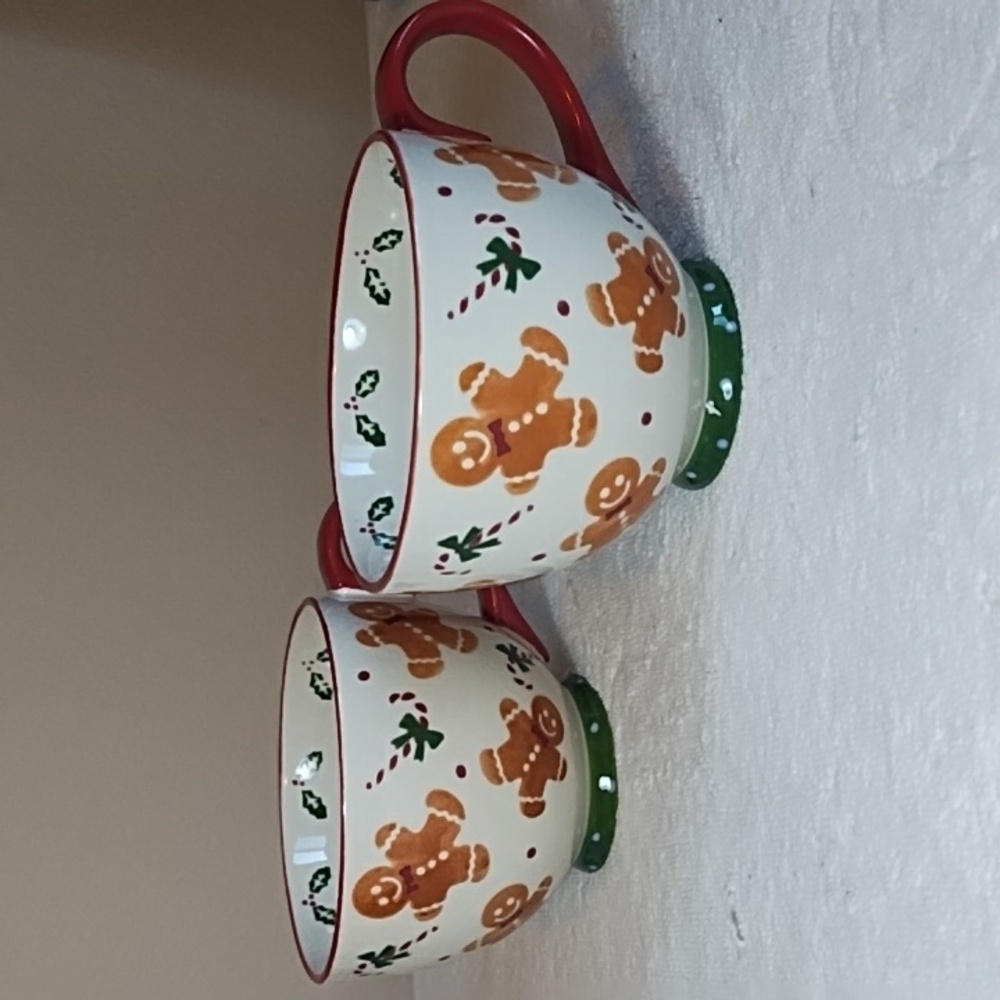 Sleigh Bell Bistro Festive Gingerbread Mugs with Red Handles